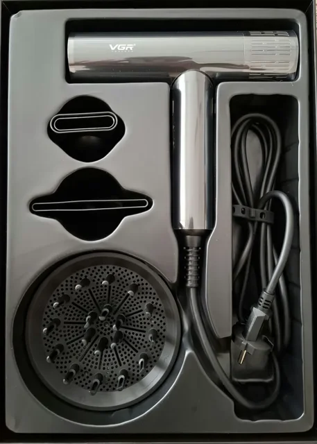 اقلام درون جعبه سشوار حرفه‌ای پرسرعت وی جی آر مدل V-427